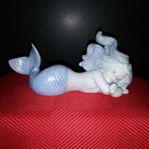 Lladro Day Dreaming at Sea
